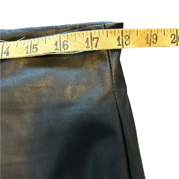 New York and company black faux leather midi skirt size 14 - Picture 5 of 7